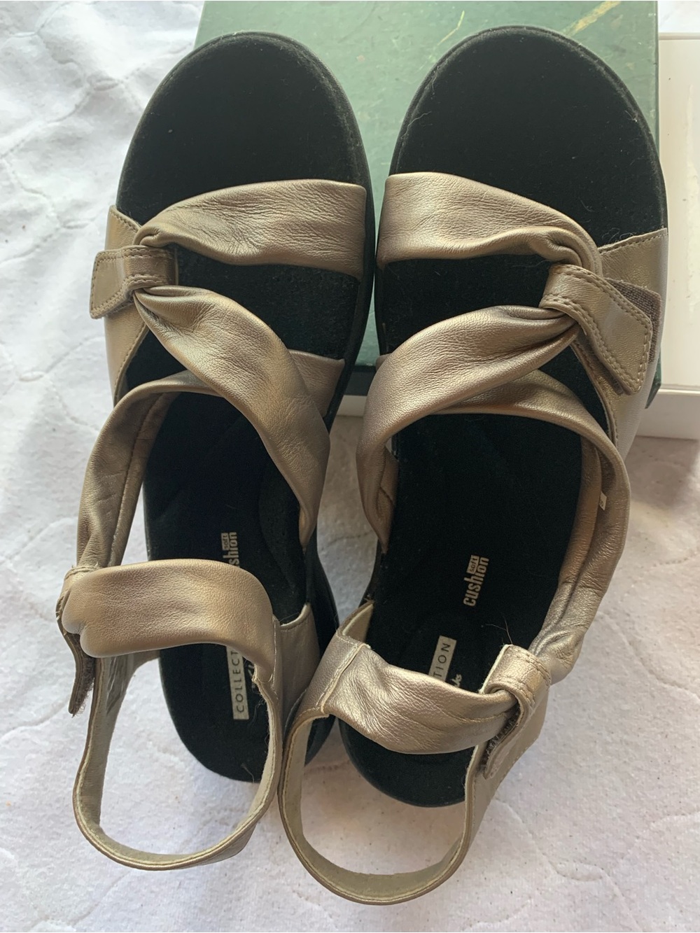 Women Metallic Taupe Slingback Comfort Sandals by Clark’s size 11m still tagged